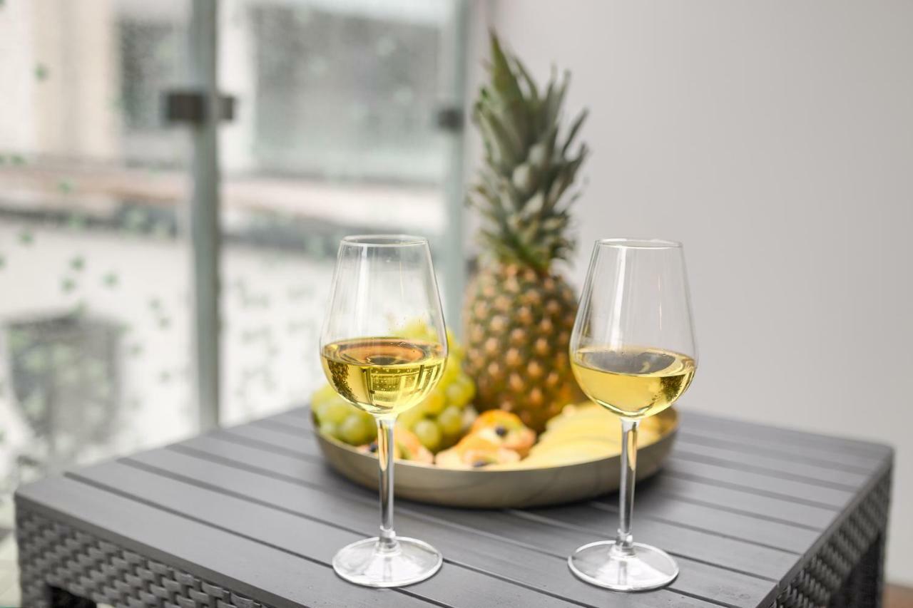 Apartament Lux Tukan A315 Nadmorskie Tarasy - Holiday City Kołobrzeg Buitenkant foto